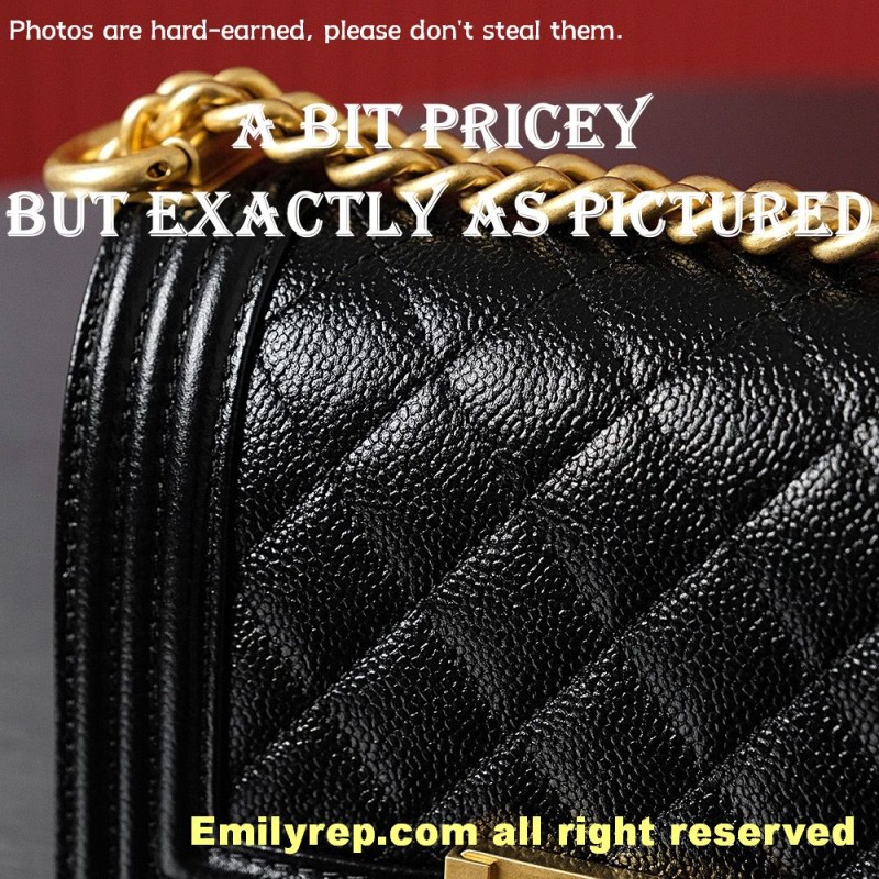 chanel leboy Black and gold mini 15-10-5cm C0010