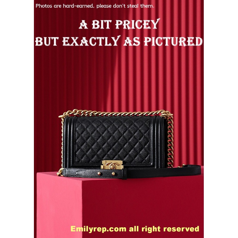 chanel leboy Black and gold Medium 25-15-9cm C0011