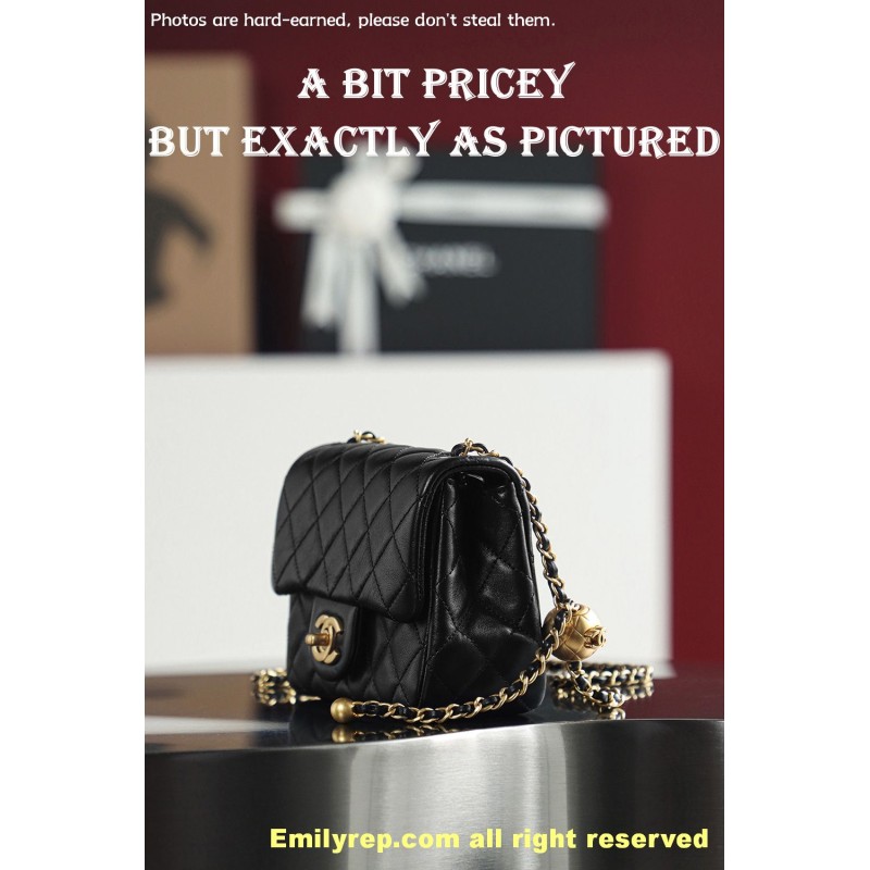 chanel classic flap Golden Globe square 13-18-7cm C0026