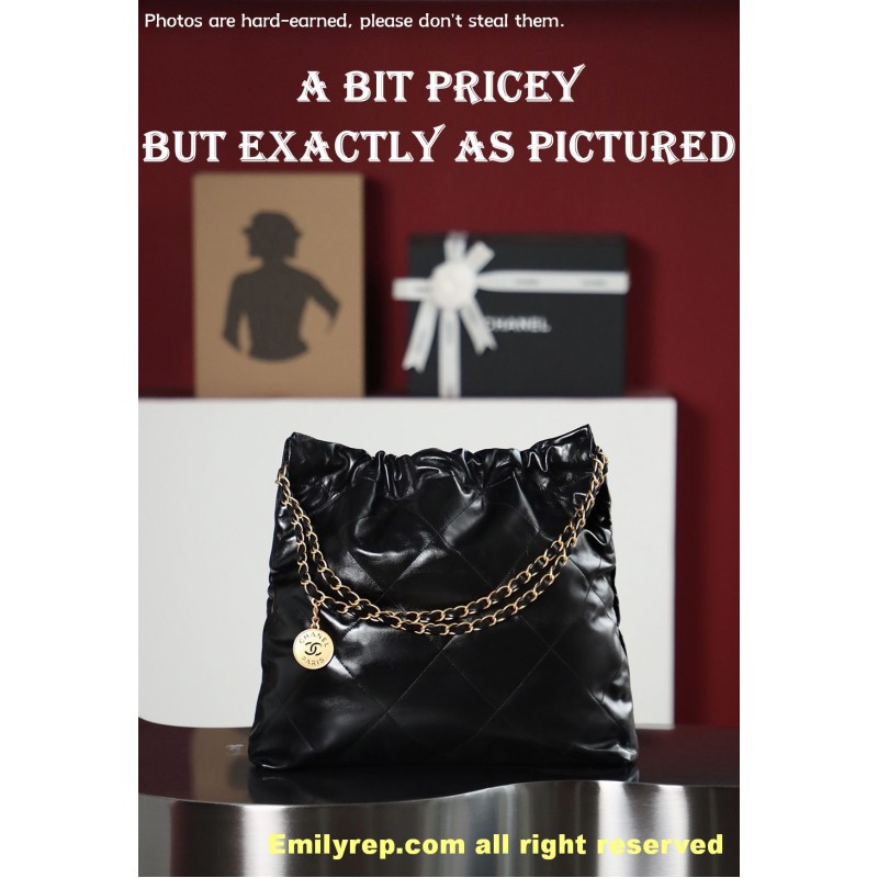 Chanel 22 black and gold Medium 39-42-8cm C0030