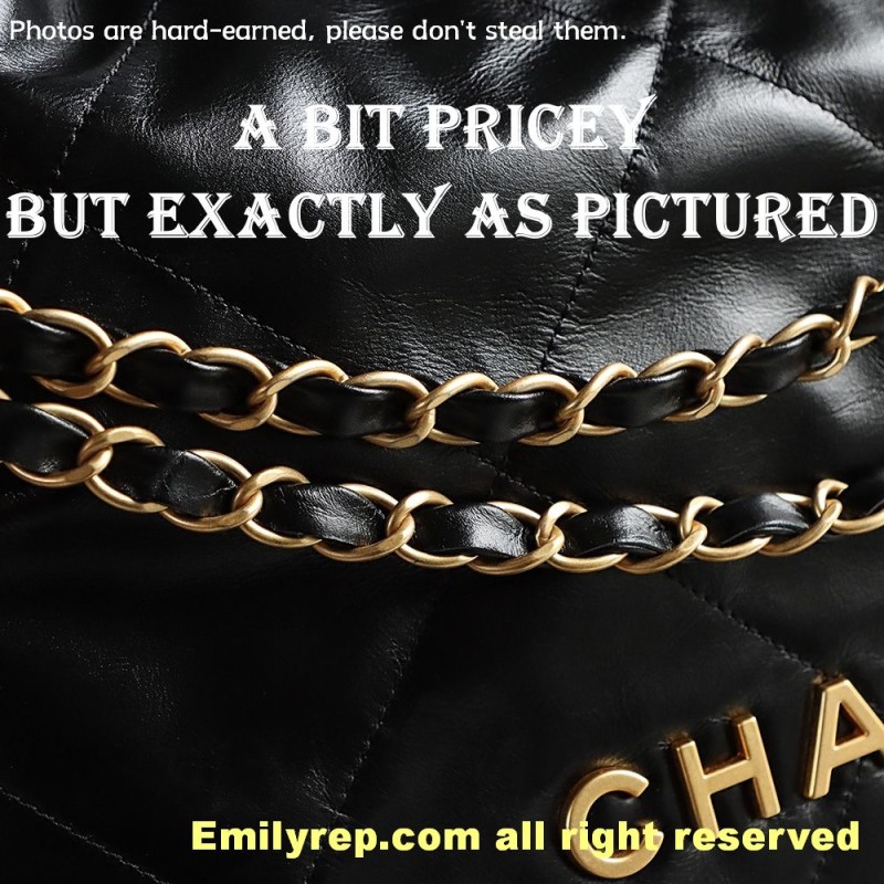 Chanel 22 black and gold Medium 39-42-8cm C0030