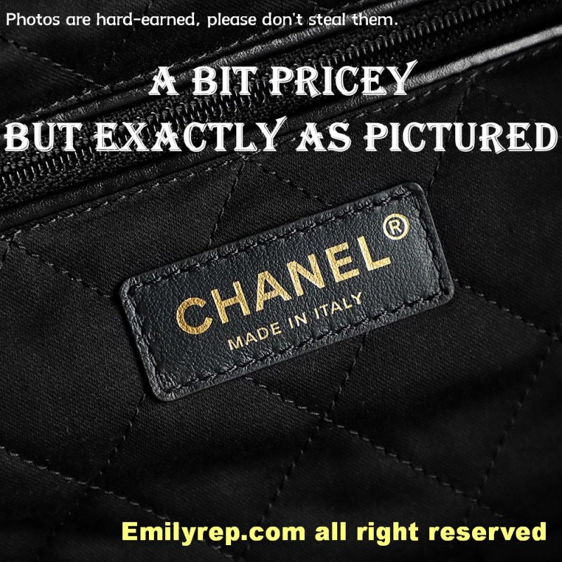 Chanel 22 black and gold Medium 39-42-8cm C0030
