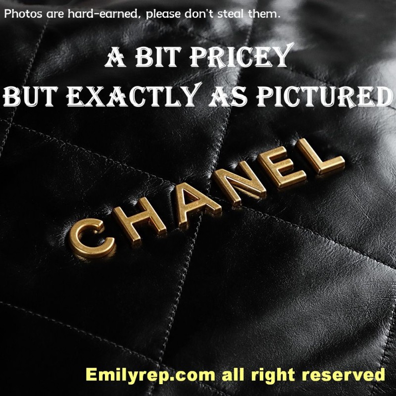 Chanel 22 black and gold Medium 39-42-8cm C0030