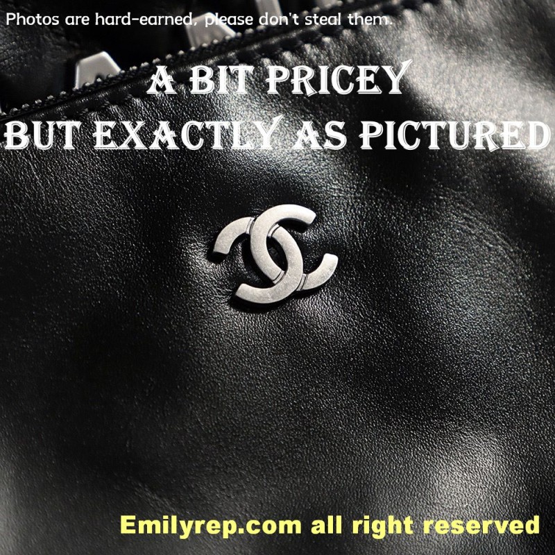 Chanel 22 black and silver Small 35-37-7cm C0031
