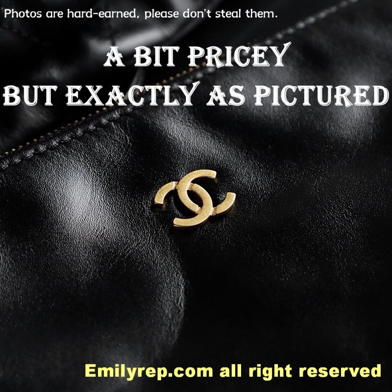 Chanel 22 black and gold Small 35-37-7cm C0032