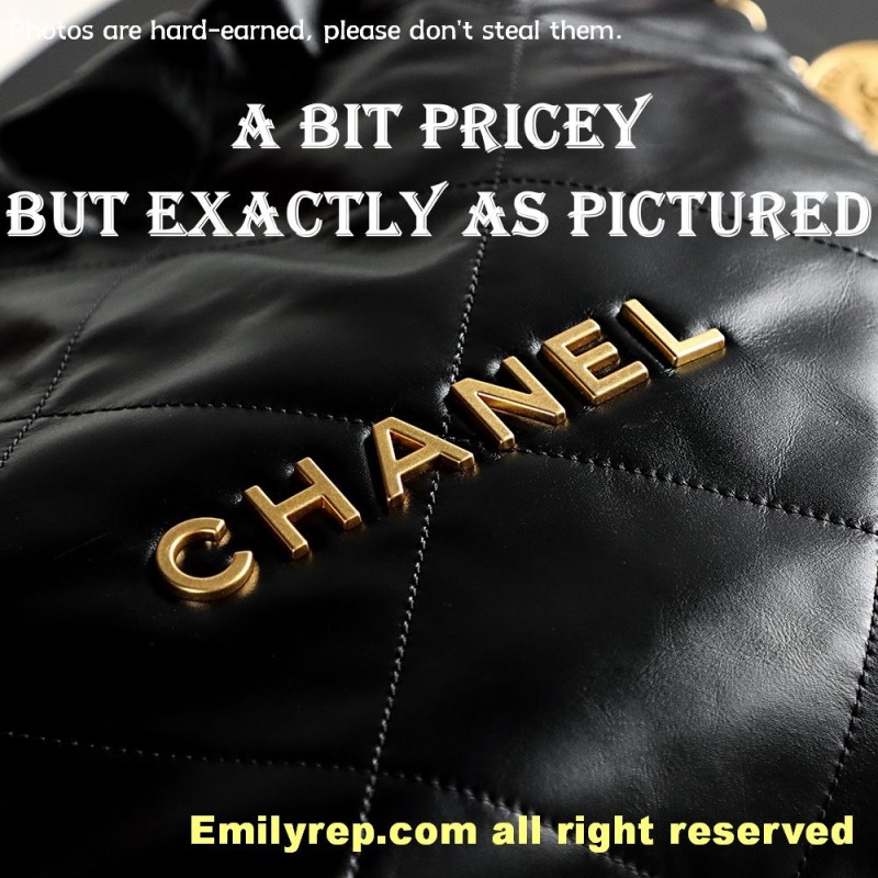 Chanel 22 black and gold Small 35-37-7cm C0032