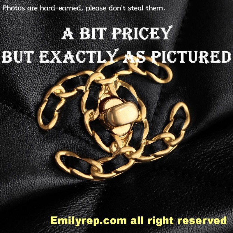 Chanel 19 Bag black and gold small 16-26-9cm C0046