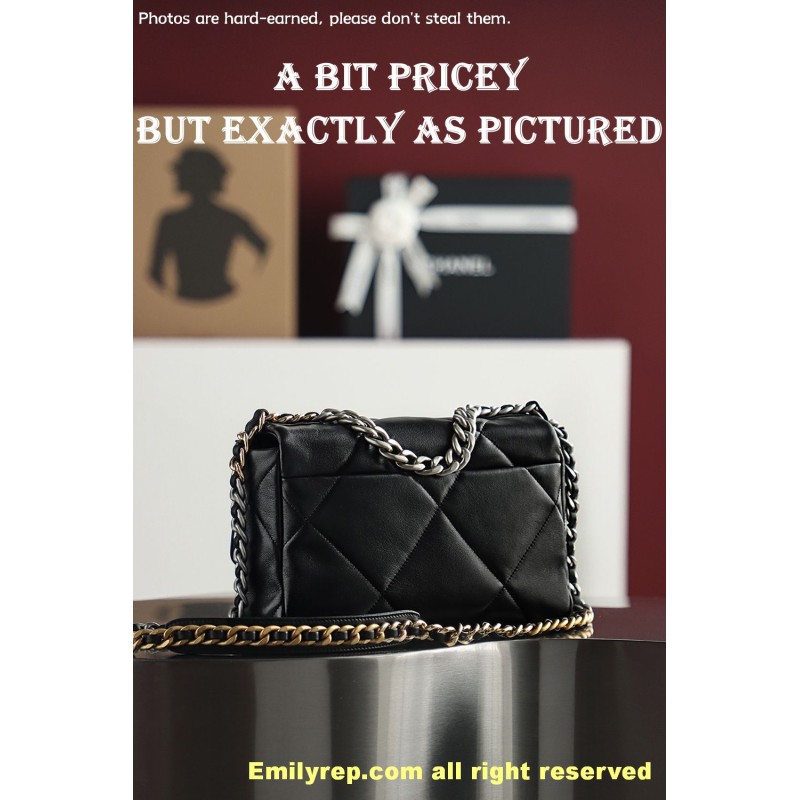 Chanel 19 Bag black and silver small 16-26-9cm C0047