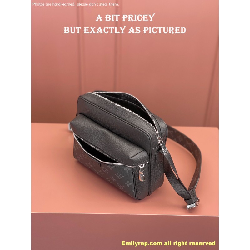 Louis Vuitton OUTDOOR  M30233