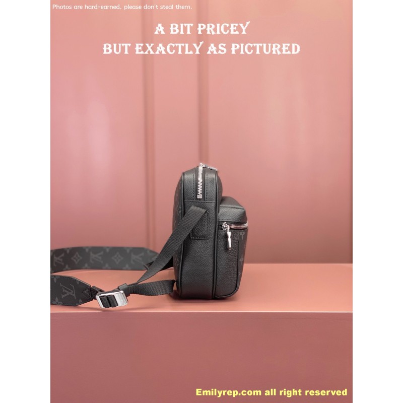 Louis Vuitton OUTDOOR  M30233