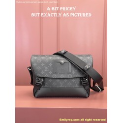 Louis Vuitton VOYAGER  M40511
