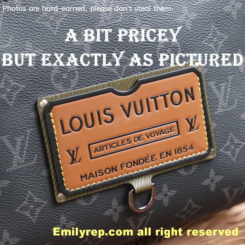 Louis Vuitton Discovery M45218