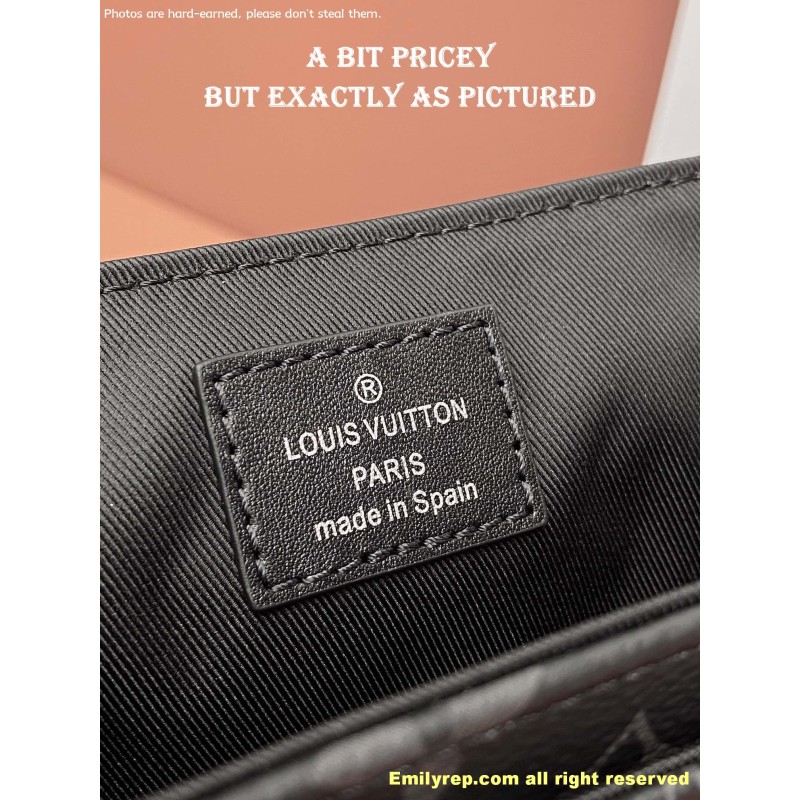 Louis Vuitton DISTRICT  M46255