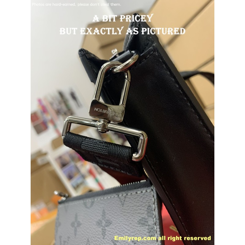 Louis Vuitton Voyage M81124 