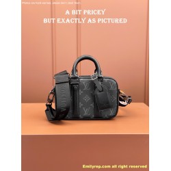 Louis Vuitton NANO PORTE DOCUMENTS VOYAGE  M82770