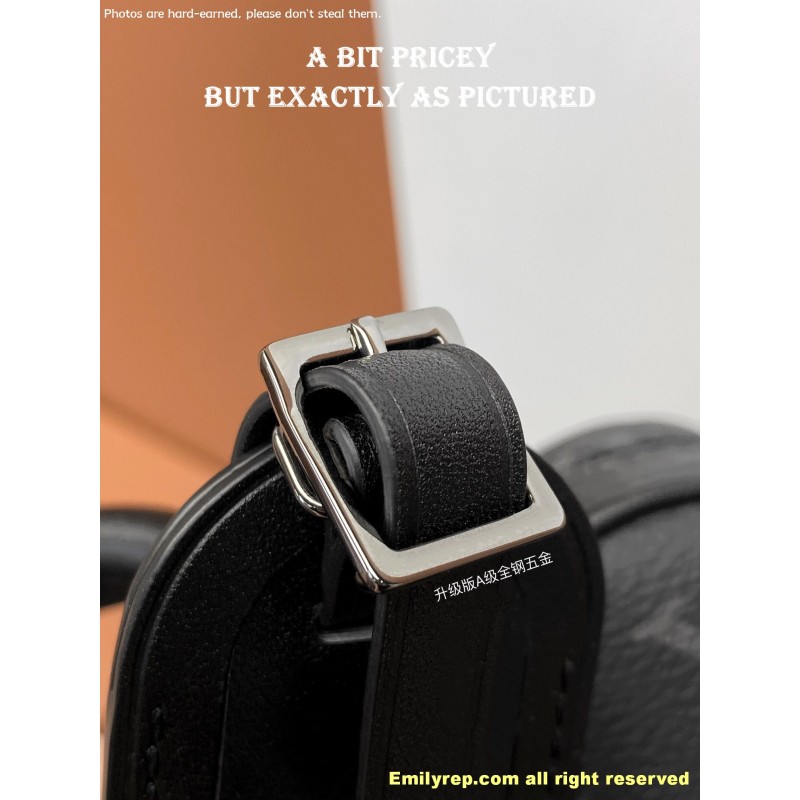 Louis Vuitton NANO PORTE DOCUMENTS VOYAGE  M82770