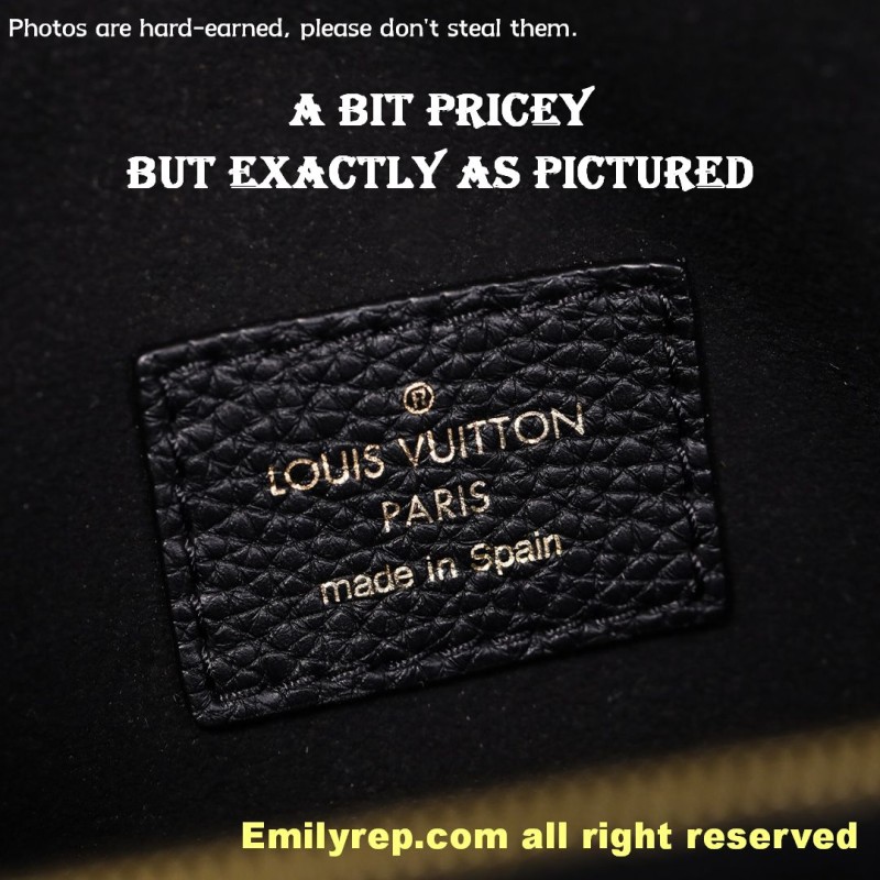 
LOUIS VUITTON 
Monogram Victoire Black