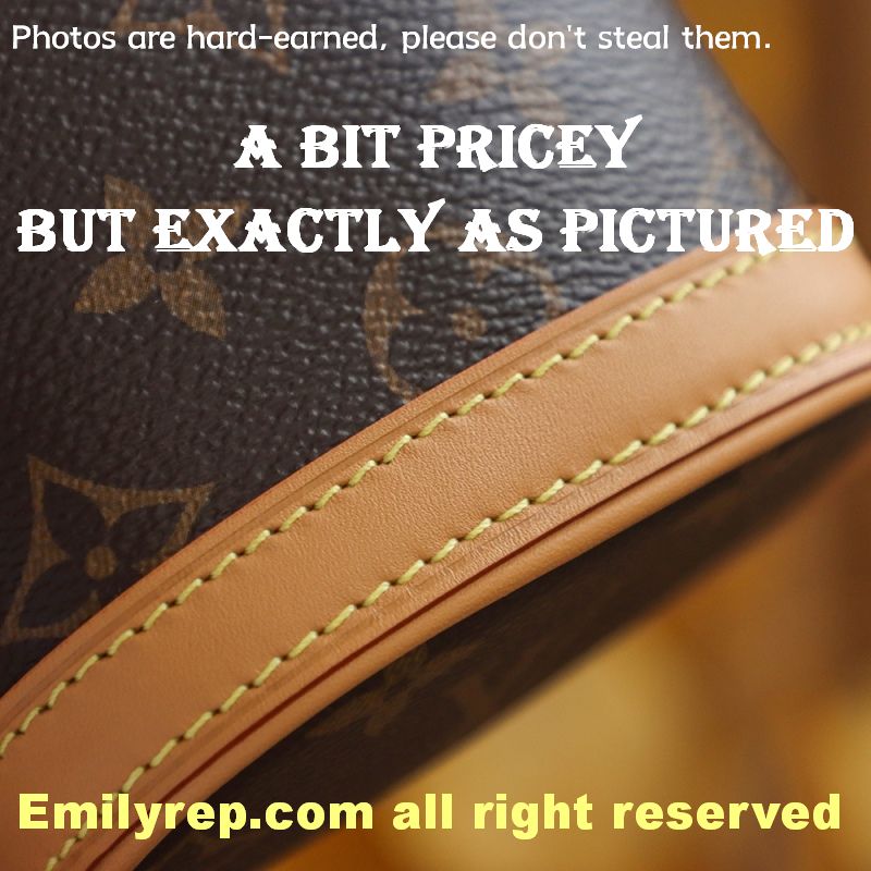Louis Vuitton M80874 Monogram Canvas And Natural Cowhide Leather Fold Me Pouch