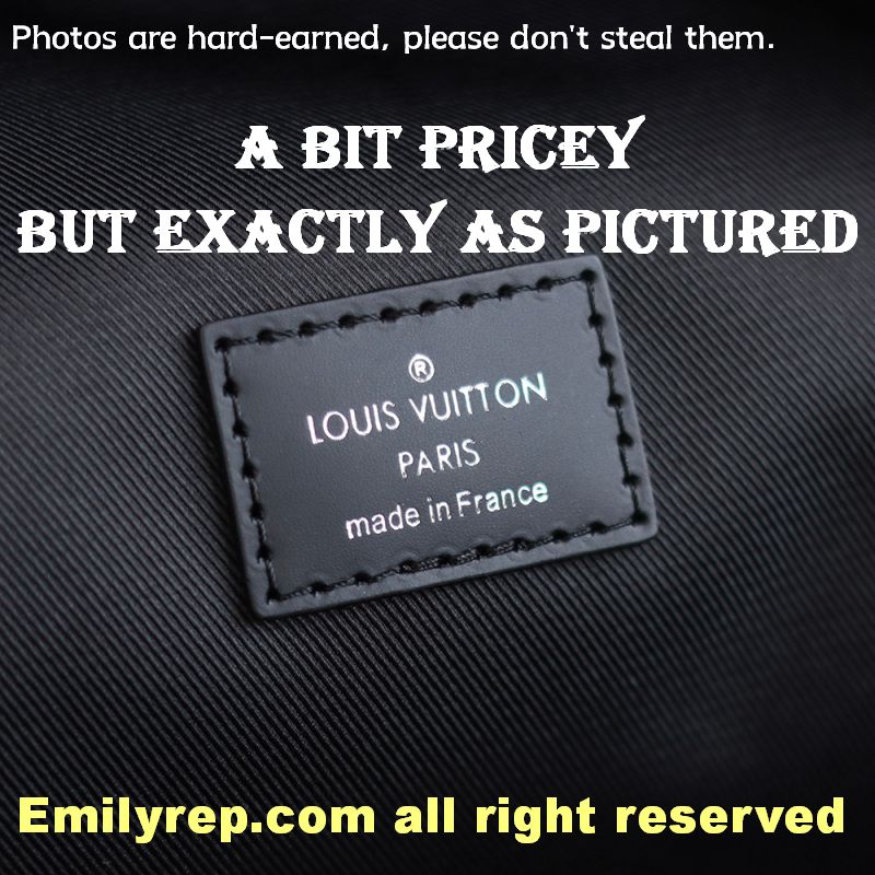 Louis Vuitton M43186 Discovery Backpack