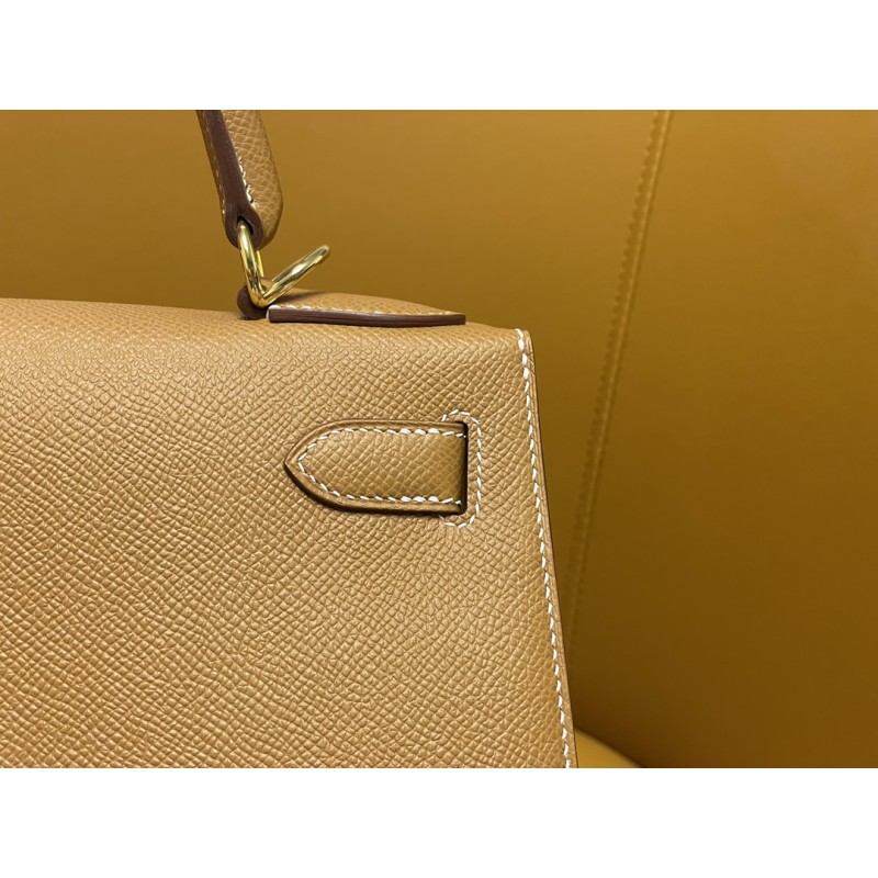 Hermès Kelly 28 in golden brown with a gold buckle-100% Handmade, needs 3-7 days