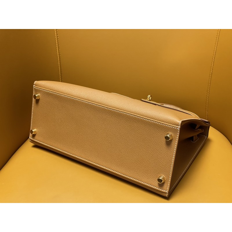 Hermès Kelly 28 in golden brown with a gold buckle-100% Handmade, needs 3-7 days