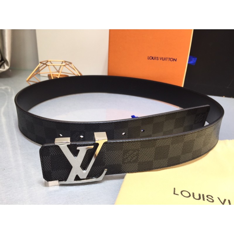 LV Initiales 40MM Reversible belt