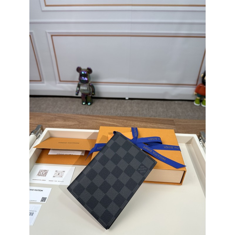 Louis Vuitton Classic Three Color Wallet