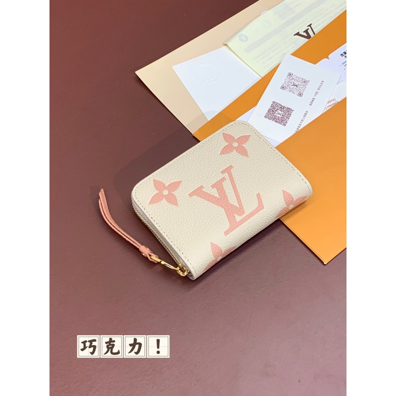 Louis Vuitton Compact Cosmetic Bag  size 17 12 6cm Coin Purse size 11  8  1cm