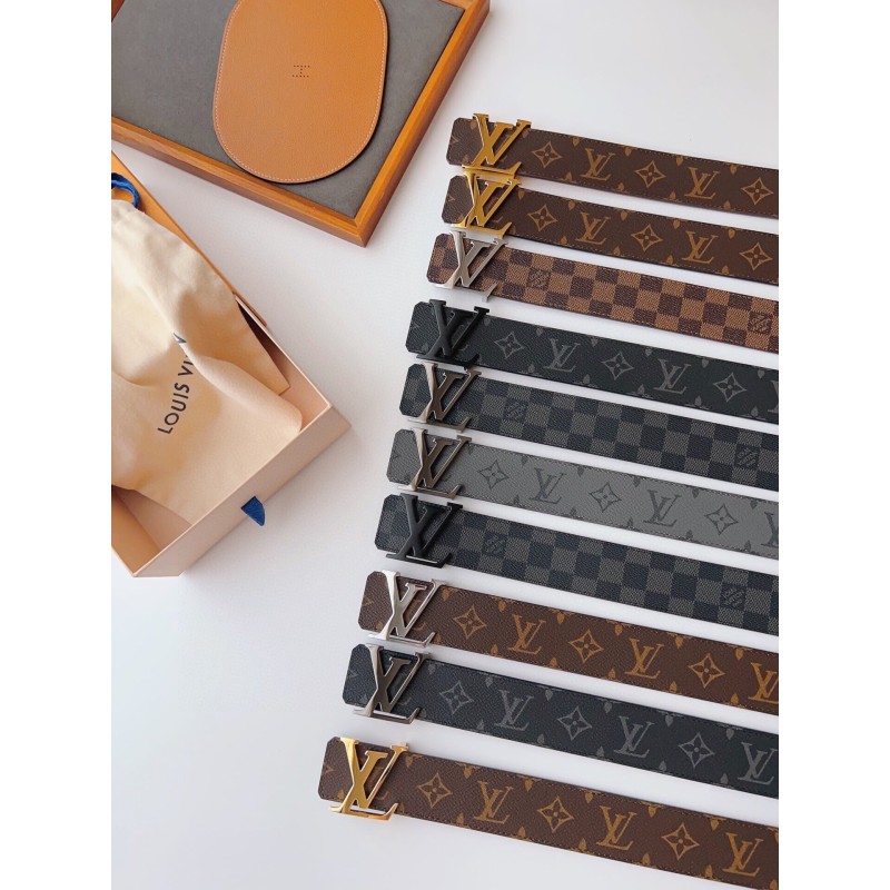 Louis Vuitton Classic Belt Set Images.