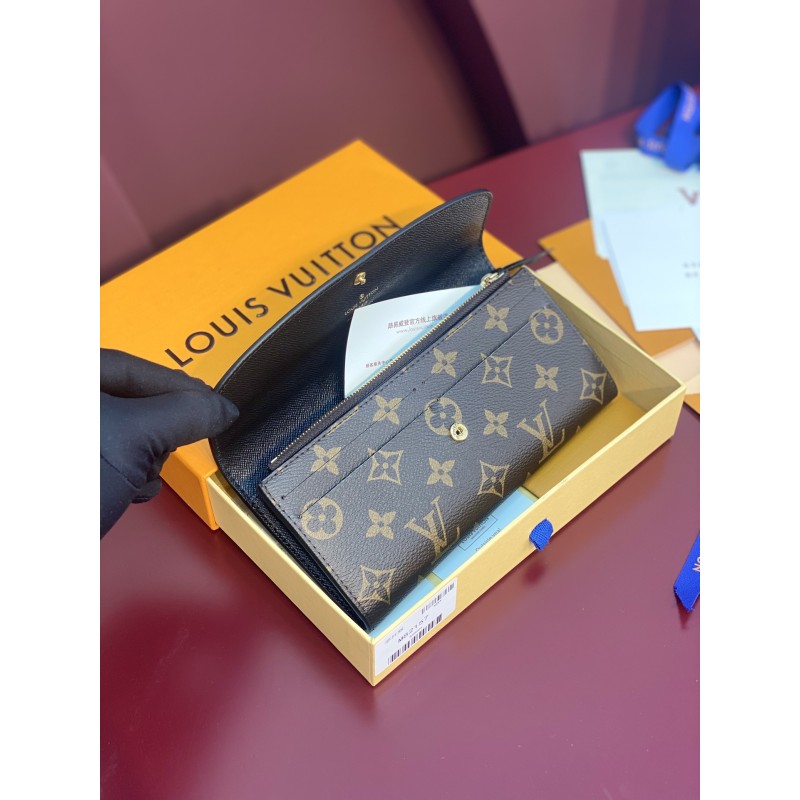 Louis Vuitton M82157   size：19 10 2cm