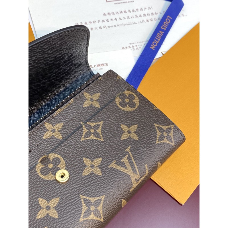 Louis Vuitton M82157   size：19 10 2cm