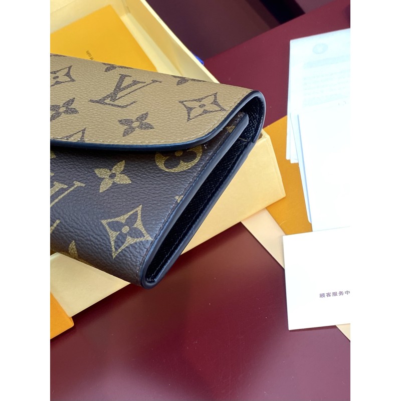 Louis Vuitton M82157   size：19 10 2cm