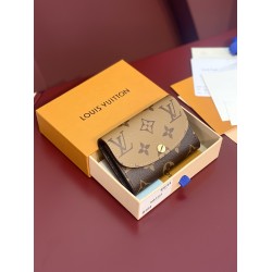 Louis Vuitton M82333 size：11 8 2.5cm