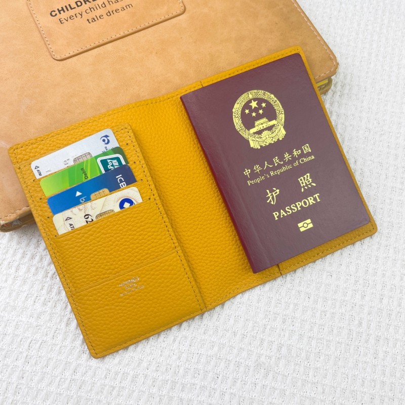 Hermès new Silk'in passport holder