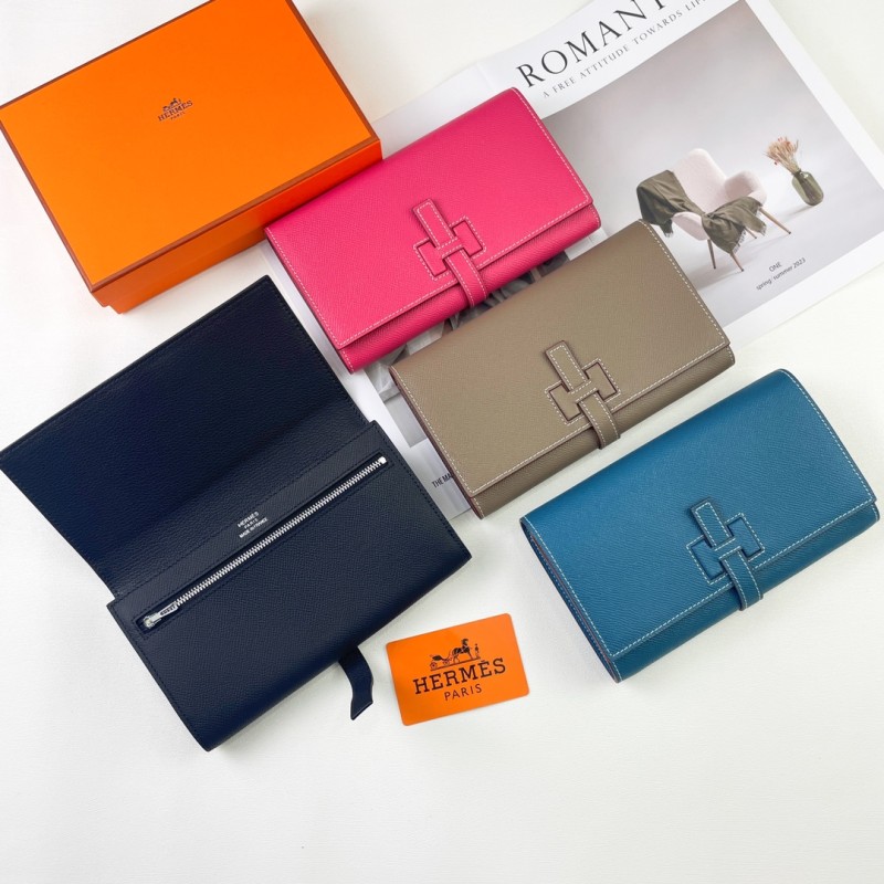 Hermès new calfskin long wallet with palm print.
